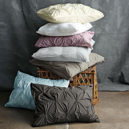Organic Cotton Pintuck Duvet Cover + Shams Soot west elm