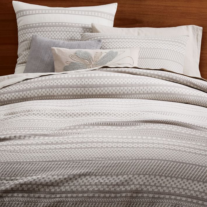 West Elm Organic Braided Matelasse Duvet Cover Queen Feather Gray
